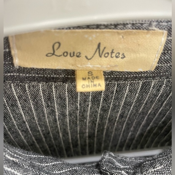 Love Notes Charcoal Striped Button-Down Peplum Shirt - Picture 5 of 8